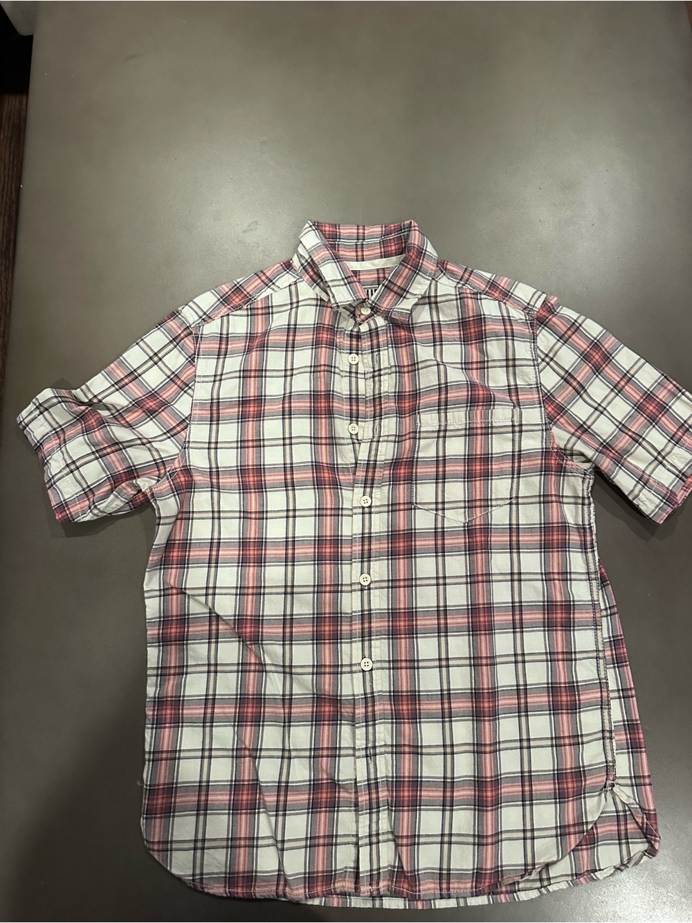 Mossimo Supply Co. Short-Sleeve Plaid Button-Down in White and Red